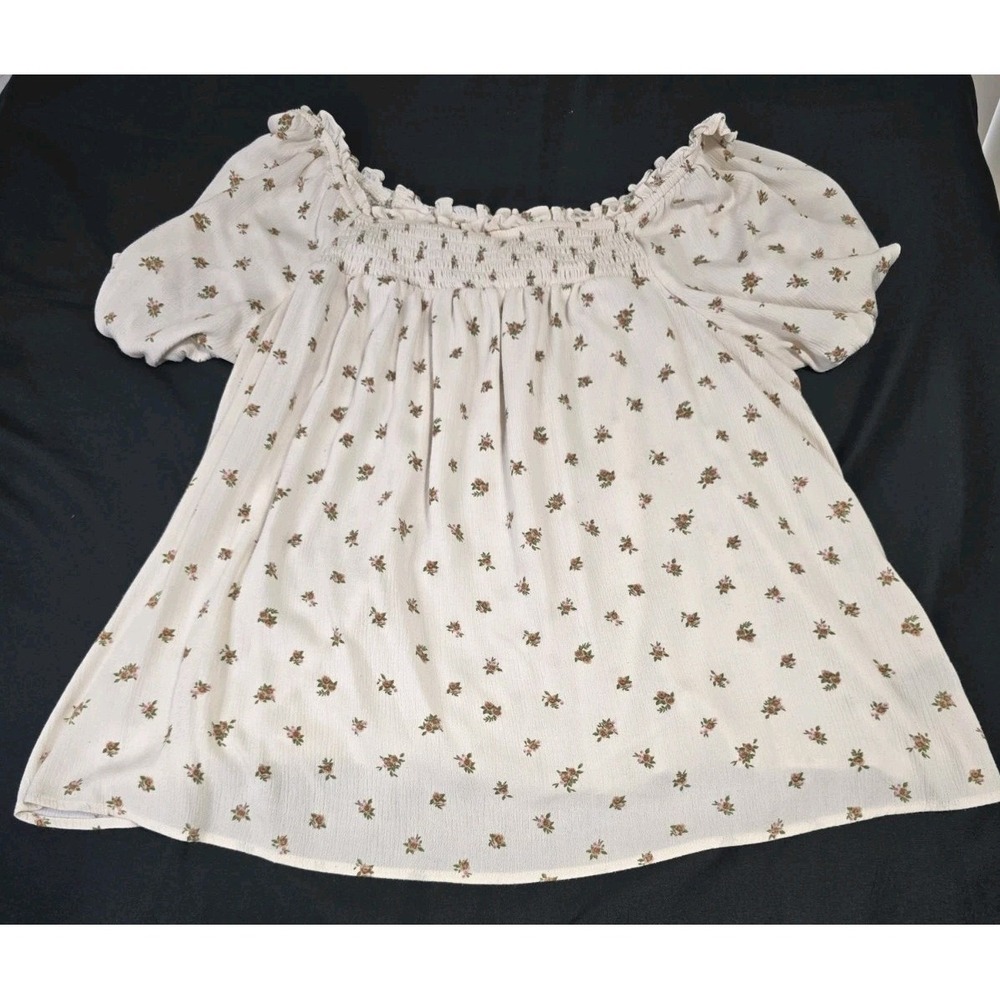 Torrid Women's Plus Size 1 Cream Floral Blouse Short-Sleeve